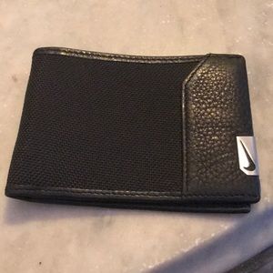 Nike new pebbles leather wallet